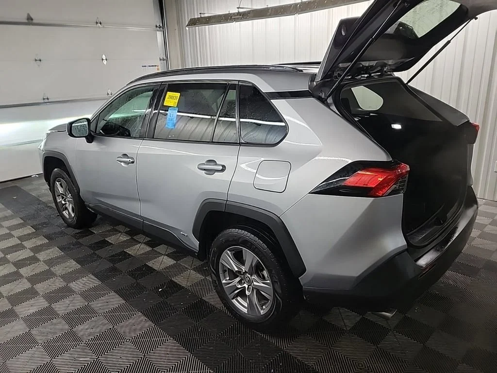 Used 2025 Silver Toyota LE image 14
