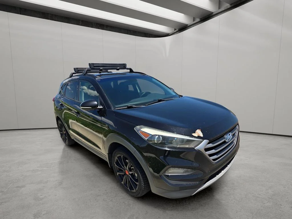 Used 2017 Black Noir Pearl Hyundai Night image 8