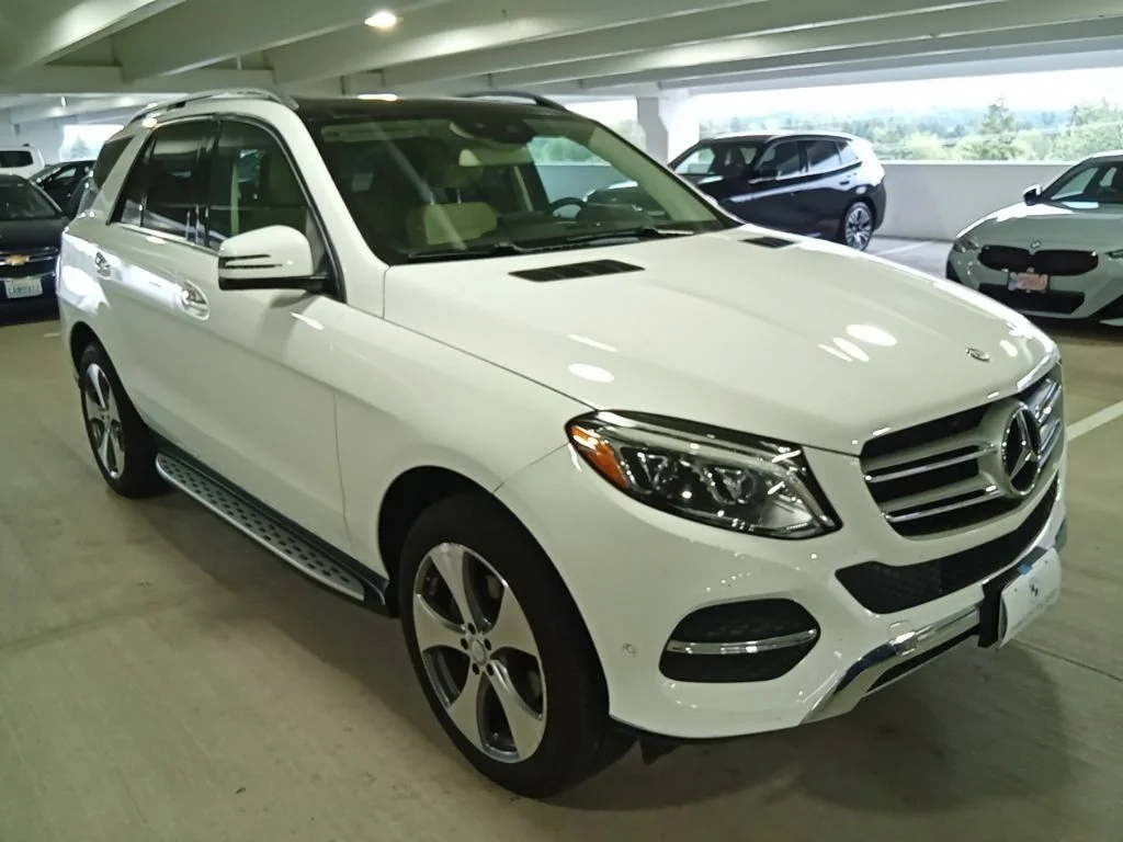 Used 2017 Polar White Mercedes-Benz GLE 350 image 3