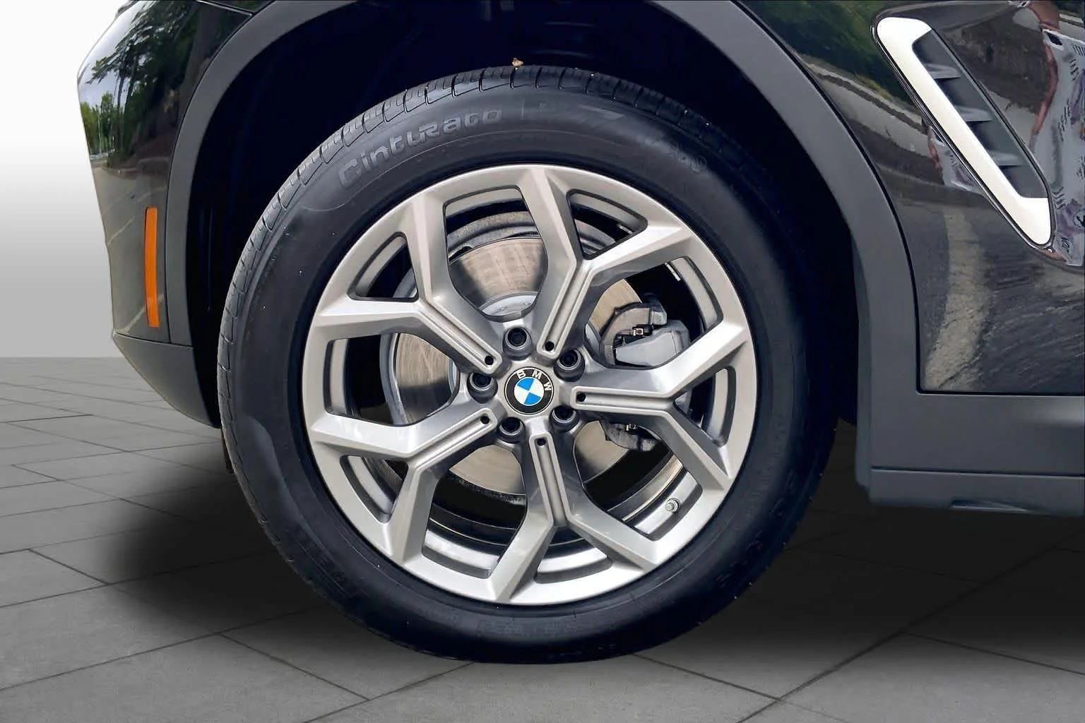 Used 2023 Black Sapphire Metallic BMW xDrive30i image 10