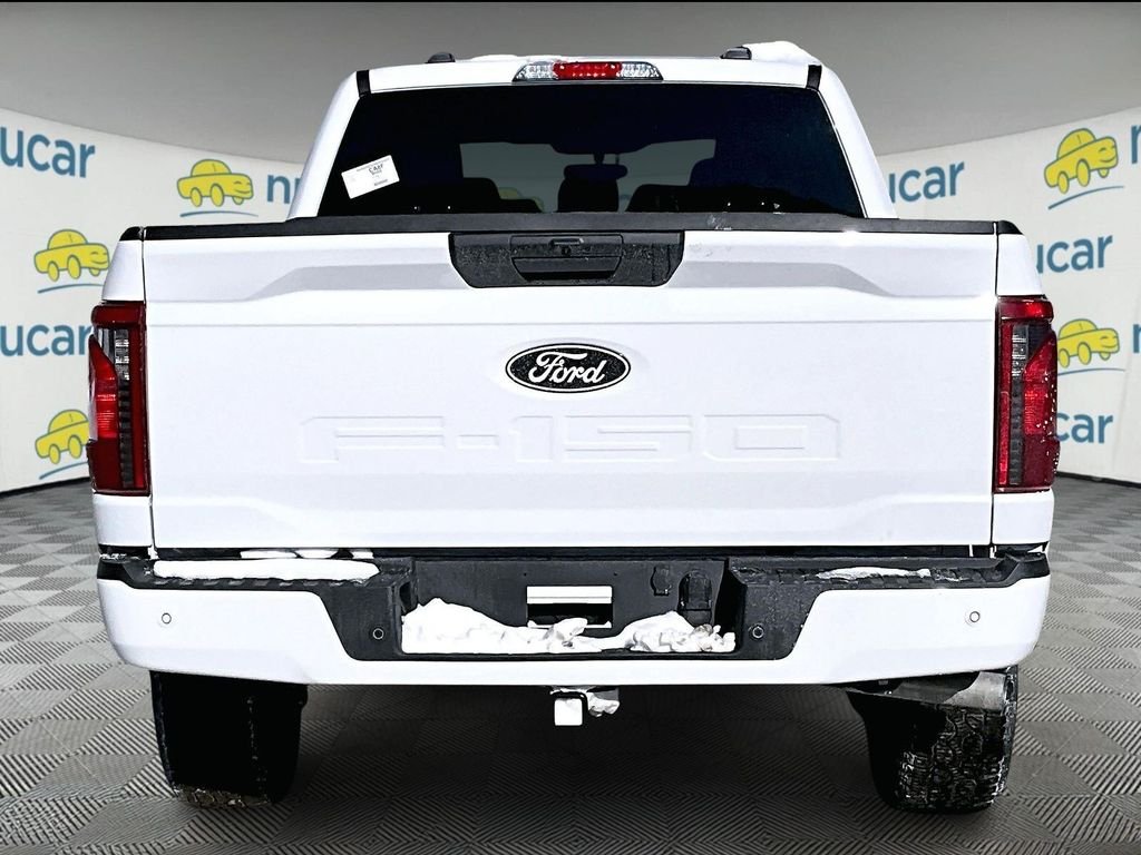 New 2026 Oxford White Ford XLT image 5