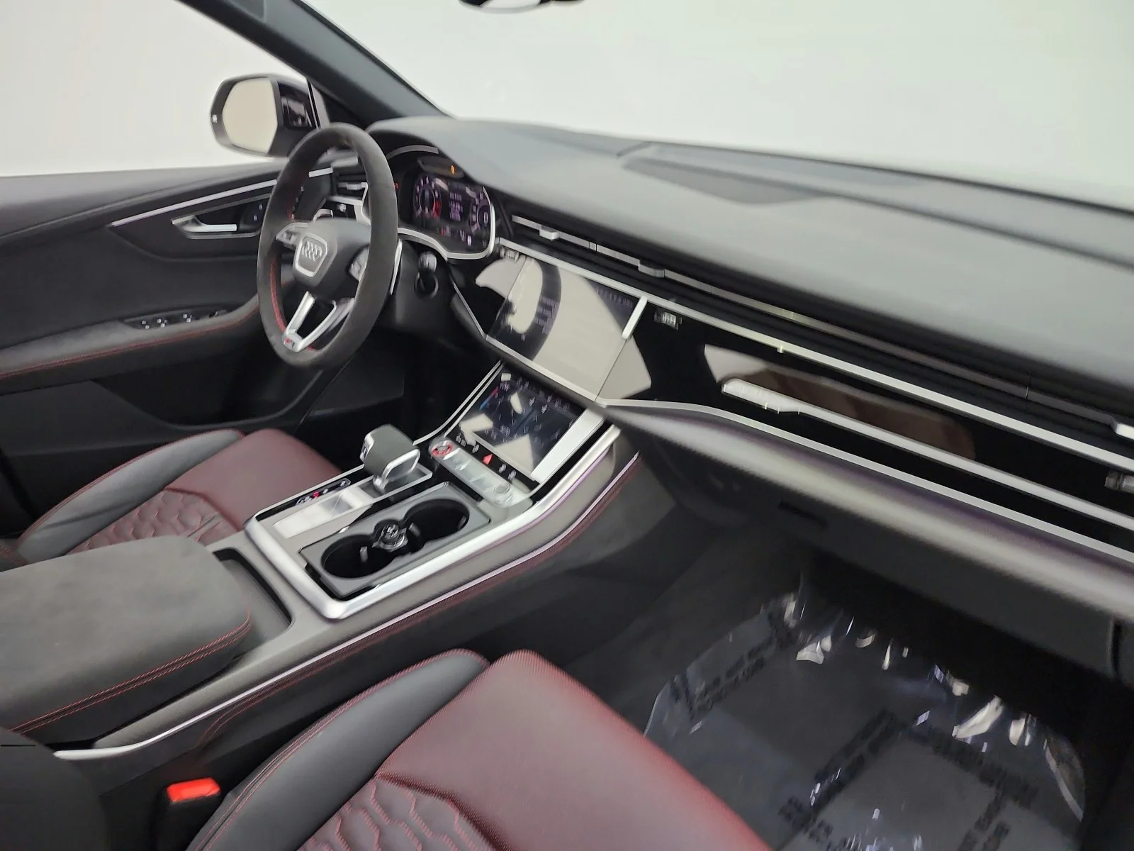 2026 Audi RS Q8 Base - Photo 28