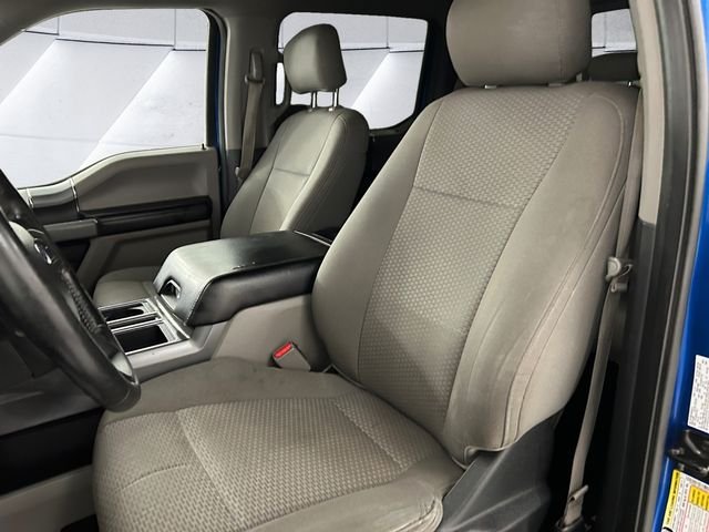 Used 2017 Blue Ford XLT image 8