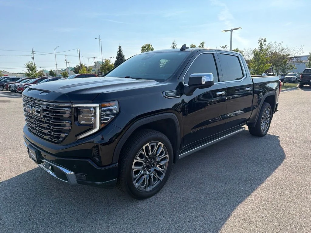 Used 2026 Black GMC Denali Ultimate image 3