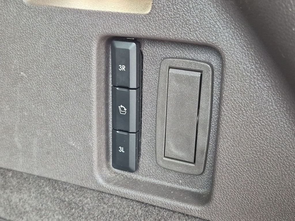 Used 2023 Gray Lincoln Standard image 29