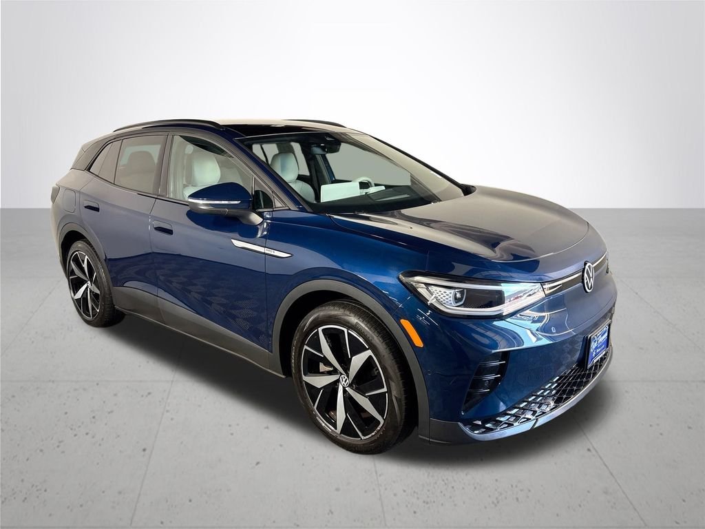 Certified Used 2023 Blue Metallic Volkswagen Pro S image 4