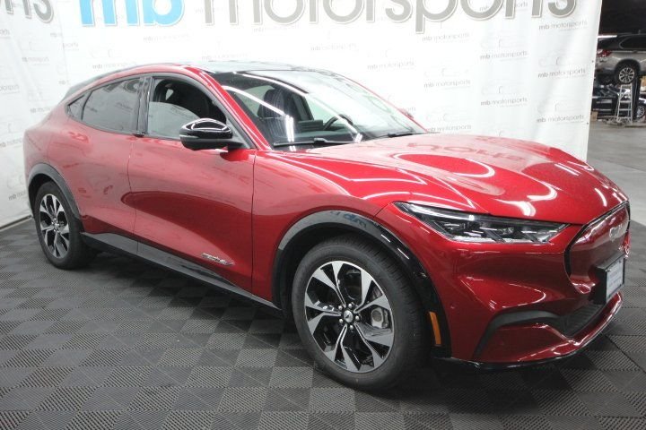 Used 2021 Red Ford Premium image 8