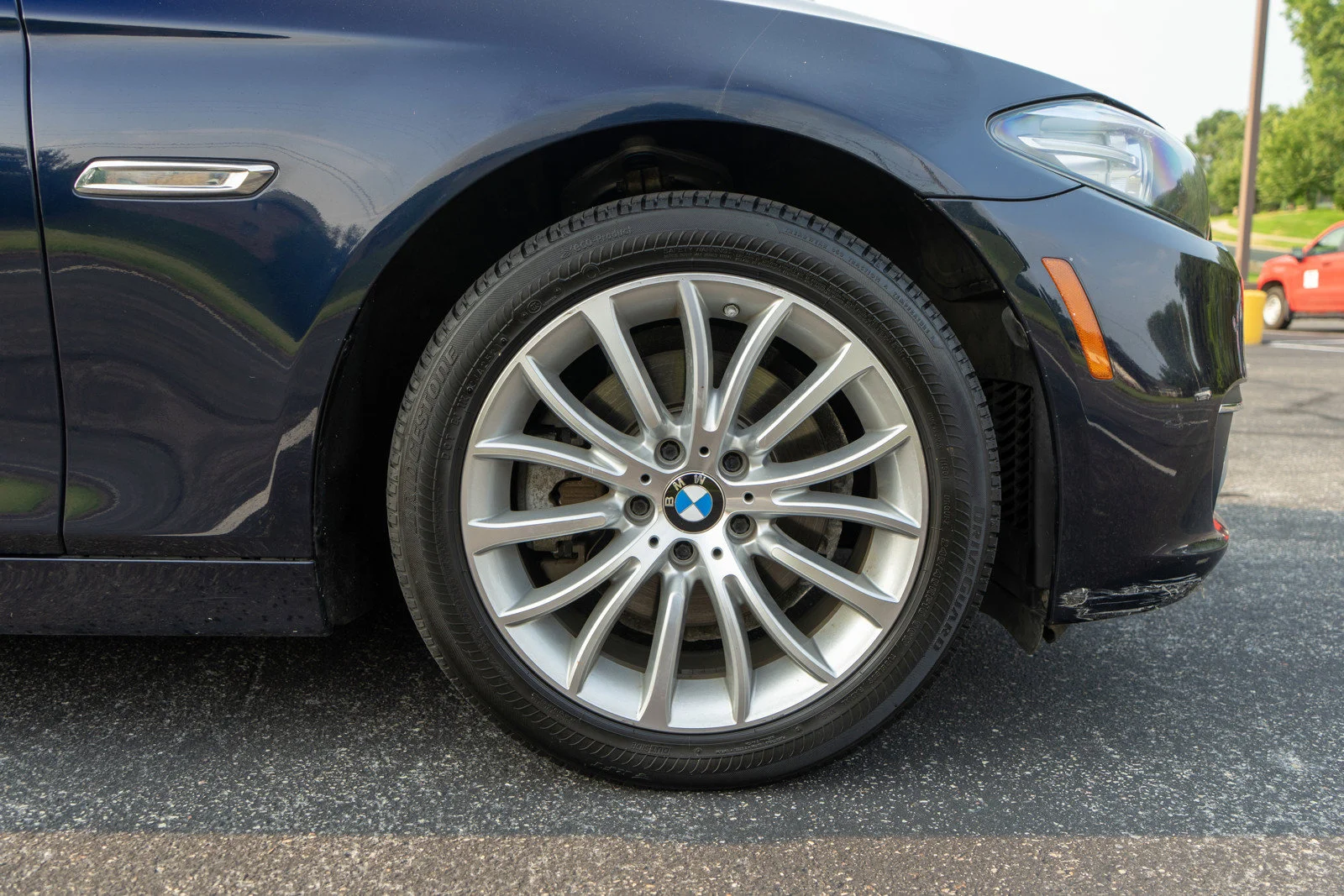 Used 2014 Imperial Blue Metallic BMW 528i xDrive image 9