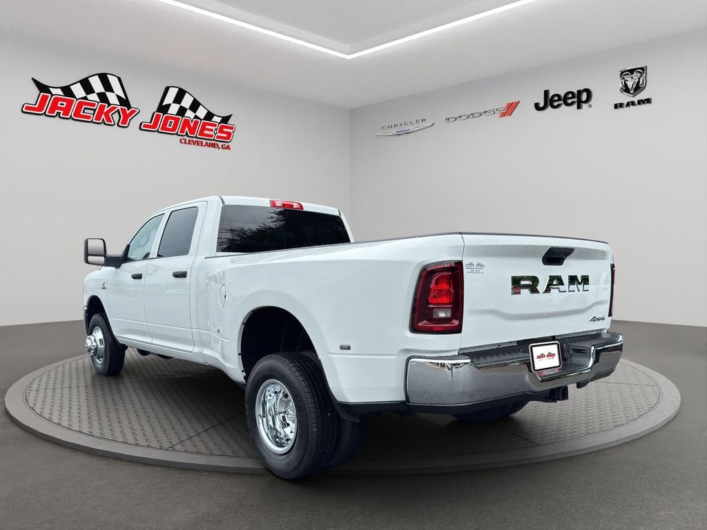 New 2026 Bright White Clear-Coat Exterior Paint RAM Tradesman image 7