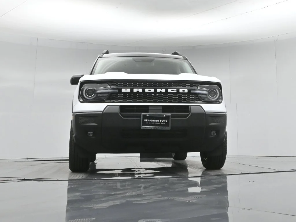 New 2026 Oxford White Ford Outer Banks image 48