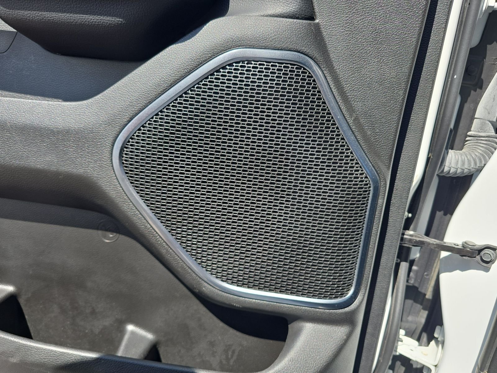 2024 RAM Ram 1500 Pickup Laramie - Photo 15