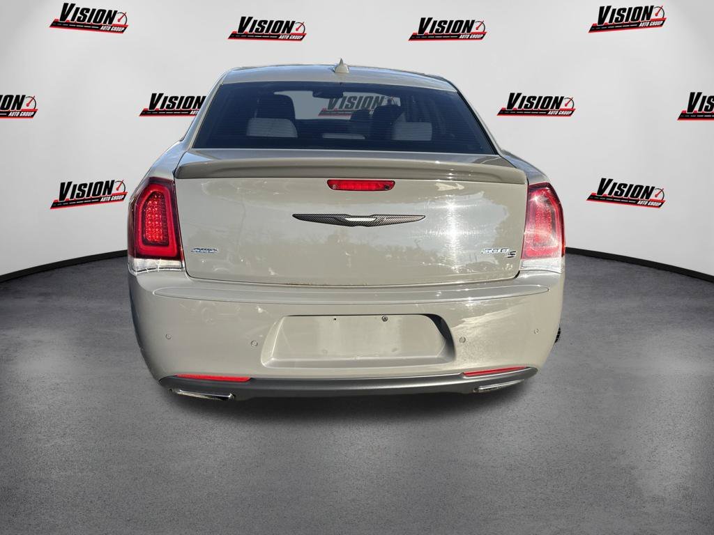 Used 2017 Gray Chrysler S image 6