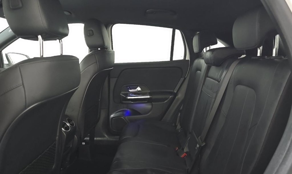 Used 2023 White Mercedes-Benz GLA 250 image 7