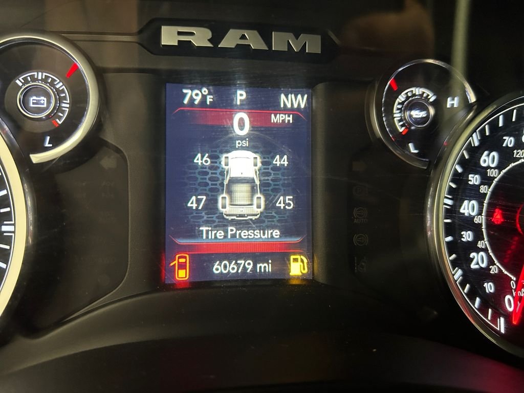 Used 2021 White Ram Big Horn/Lone Star image 10