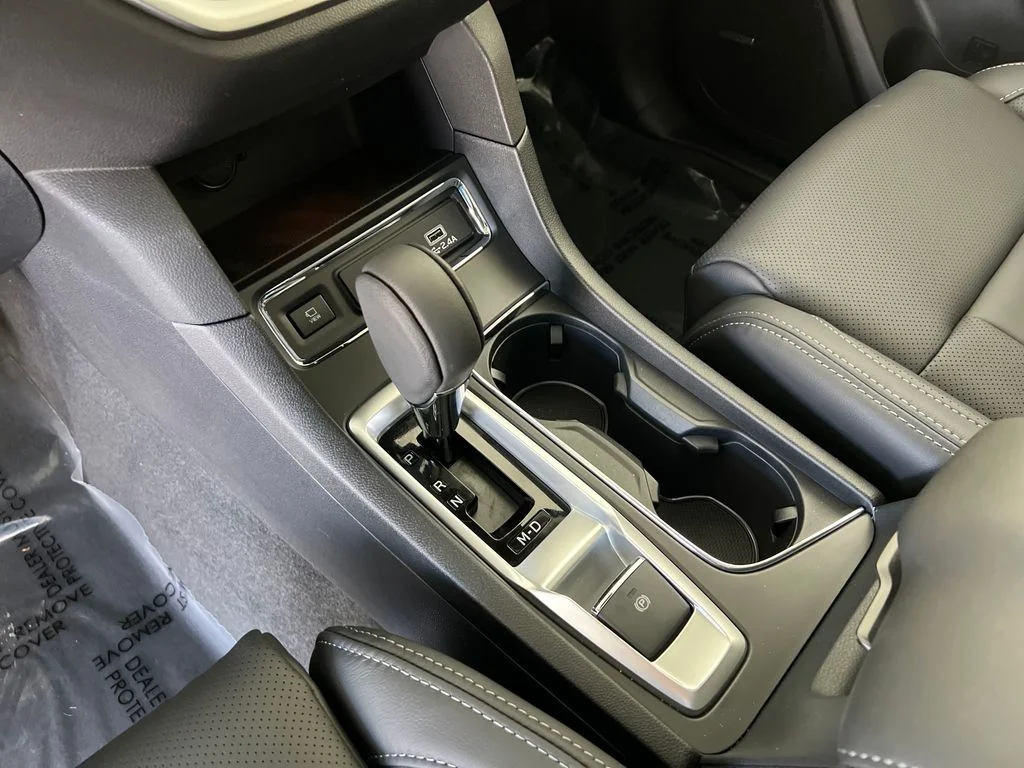 New 2026 SAPPHIRE BLUE PEARL Subaru Limited 7-Passenger image 26