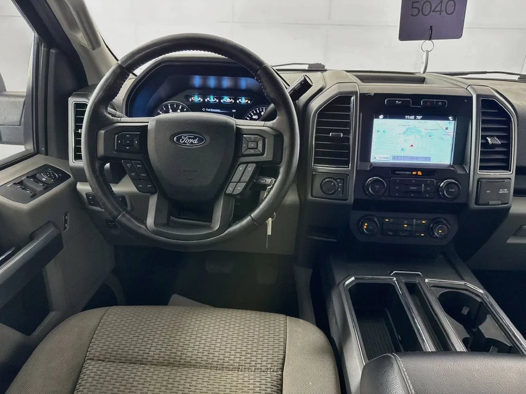 Used 2019 Gray Ford XLT image 26