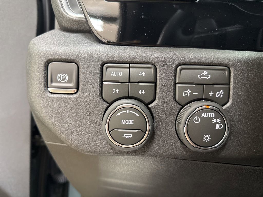 2026 Chevrolet Silverado 1500 LT - Photo 14