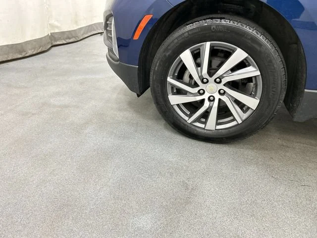 Used 2022 Blue Glow Metallic Chevrolet LT image 5