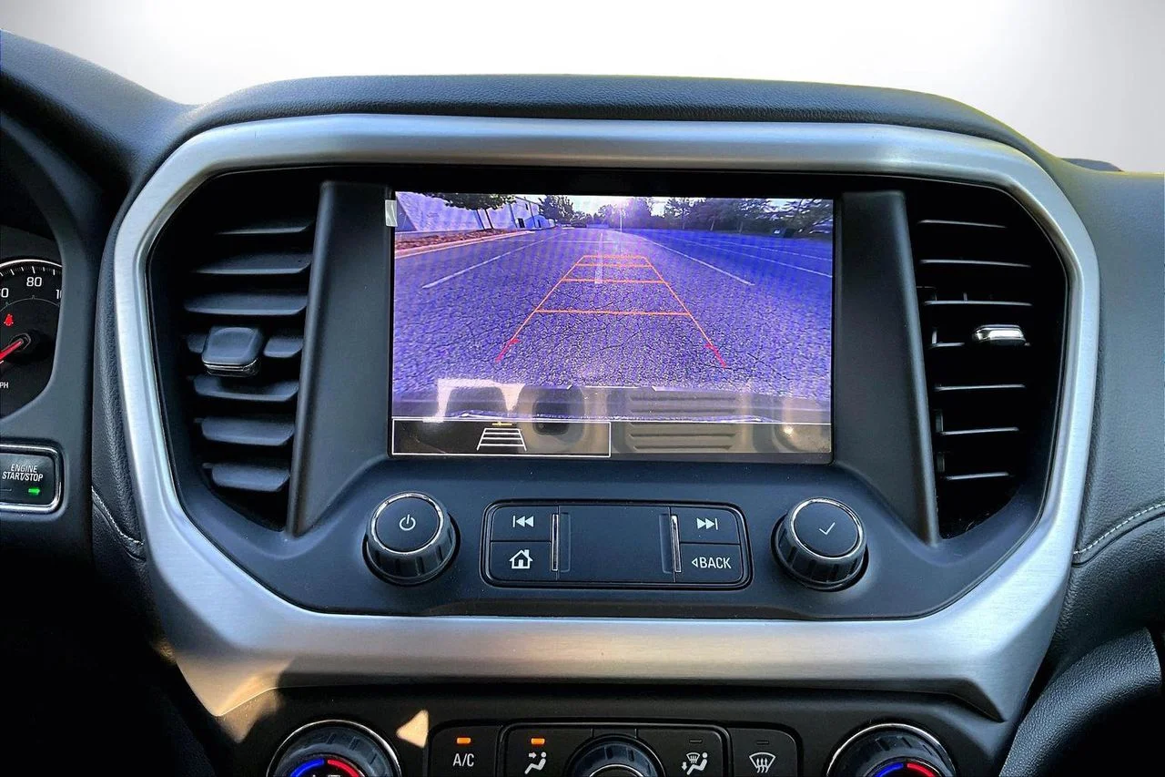 Used 2023 Black GMC SLE image 13