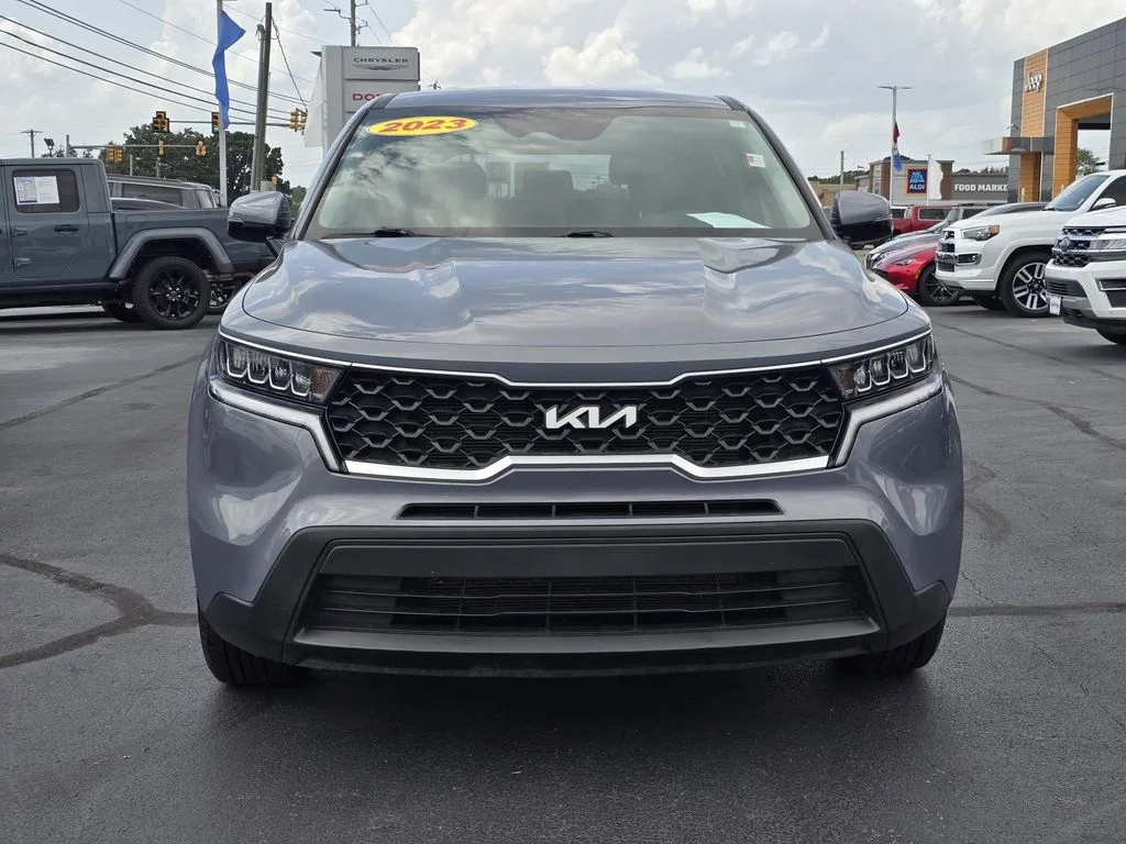Used 2023 Silver Kia LX image 2
