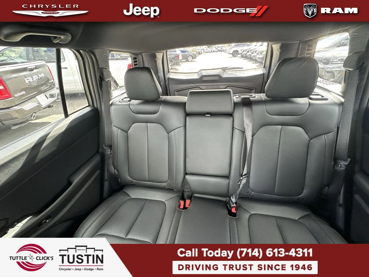 New 2027 Sting-Gray Clearcoat Jeep Limited Altitude image 5