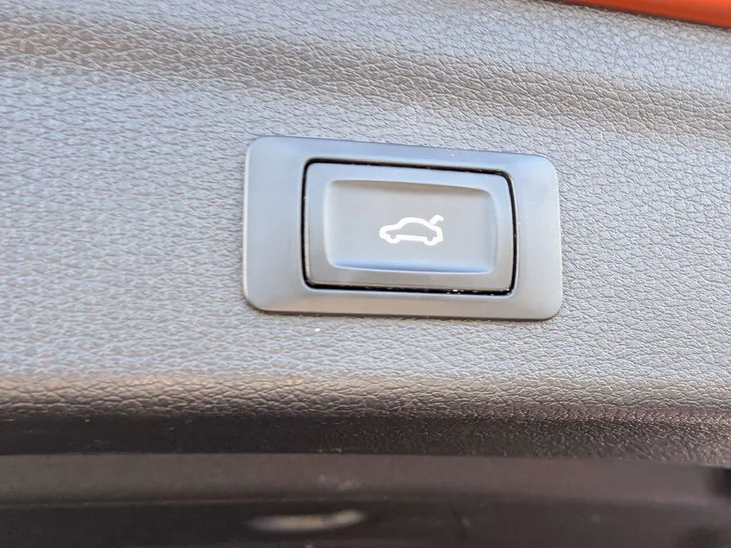 Used 2021 Pulse Orange Audi Premium image 11