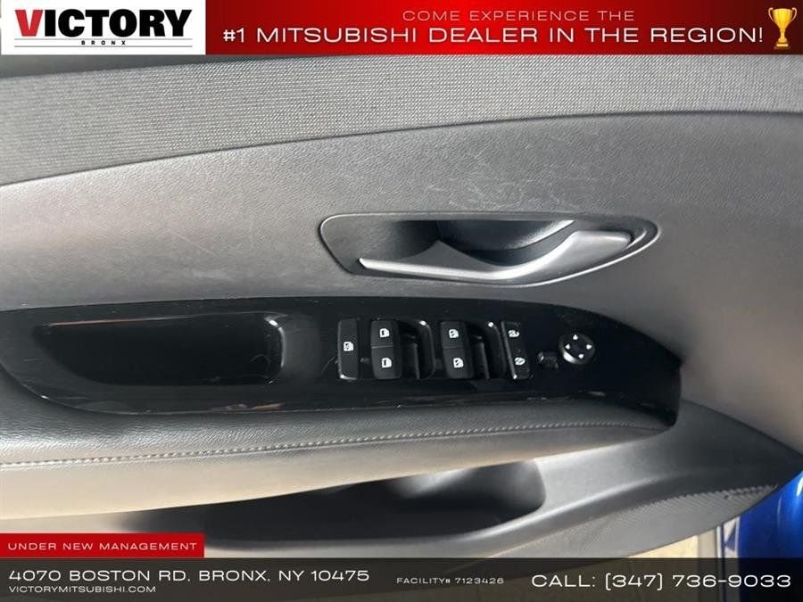 Used 2023 Blue Hyundai Limited image 33