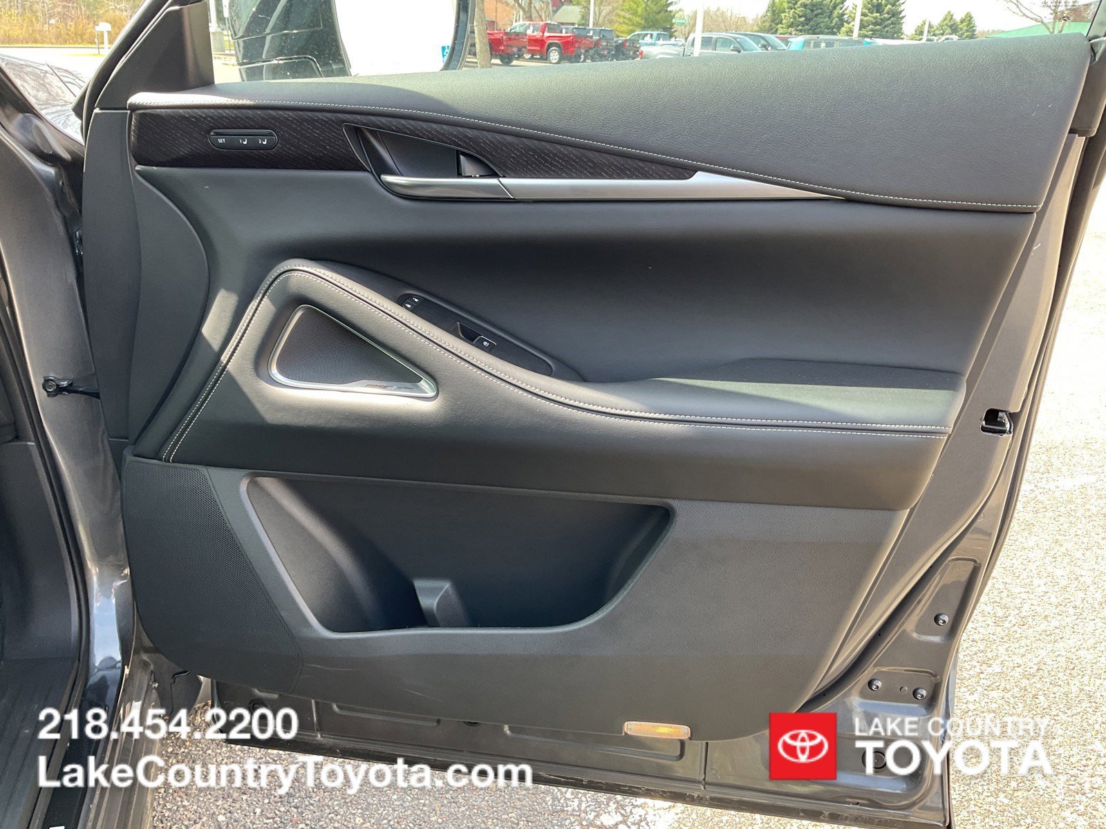 2025 INFINITI QX60 Sensory - Photo 14