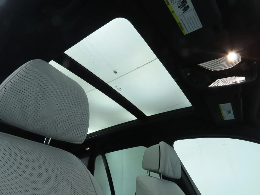Used 2026 Black BMW xDrive40i image 19