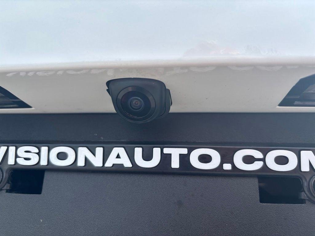 New 2026 White Hyundai SEL w/Two-Tone Roof image 13