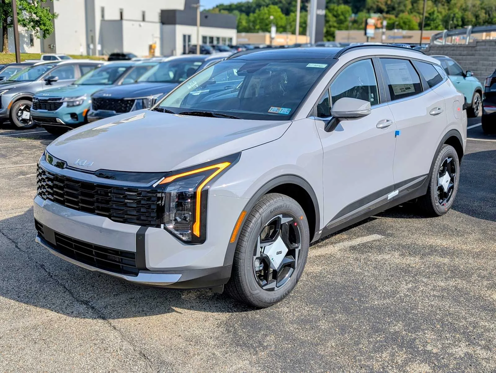 2027 Kia Sportage Hybrid EX