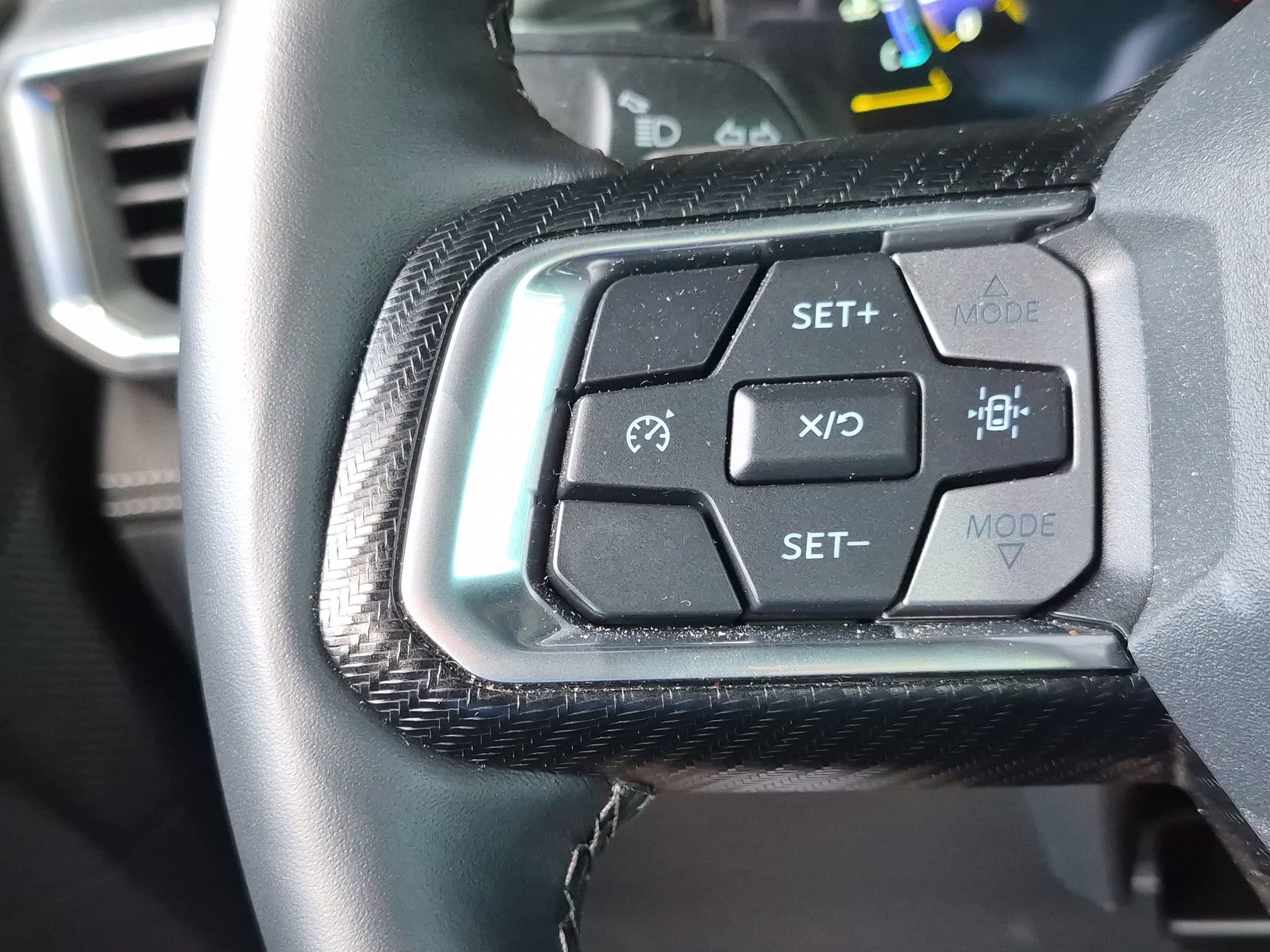 Used 2024 Silver Metallic Ford GT Premium image 17