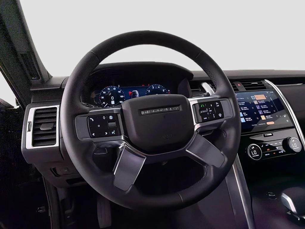 New 2026 Santorini Black Land Rover S image 11