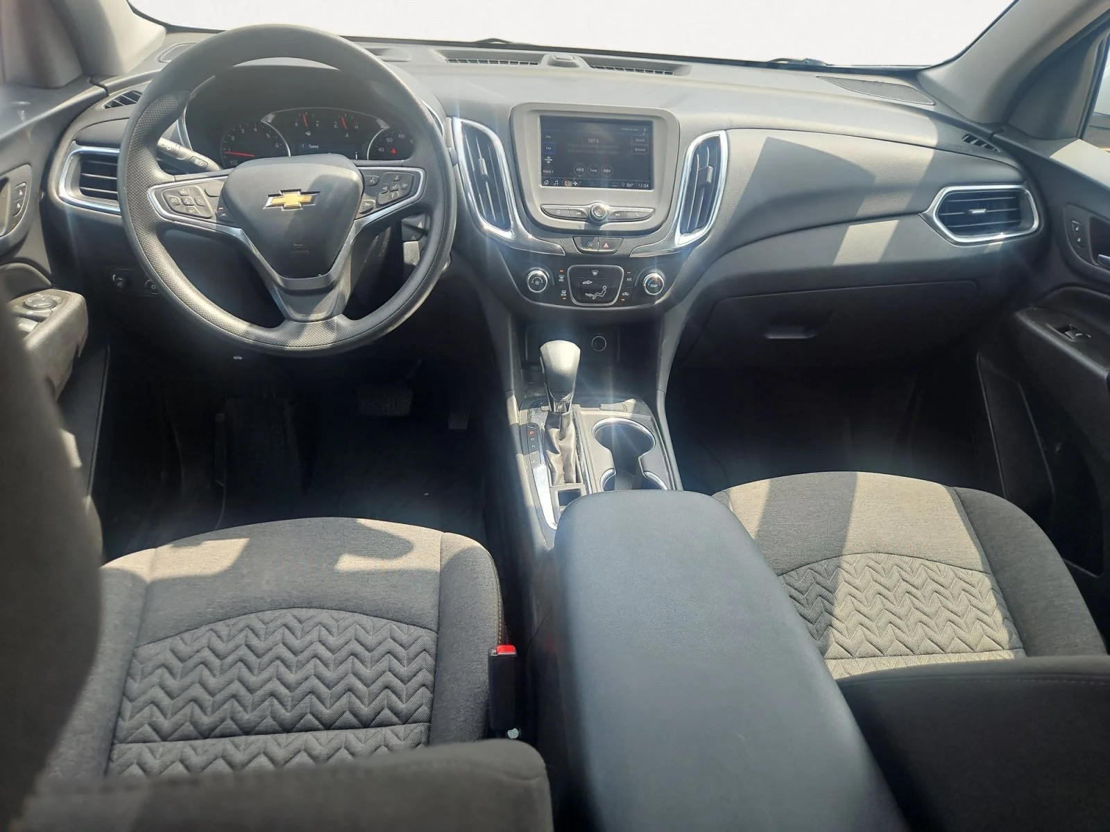 Used 2023 Summit White Chevrolet LT image 3