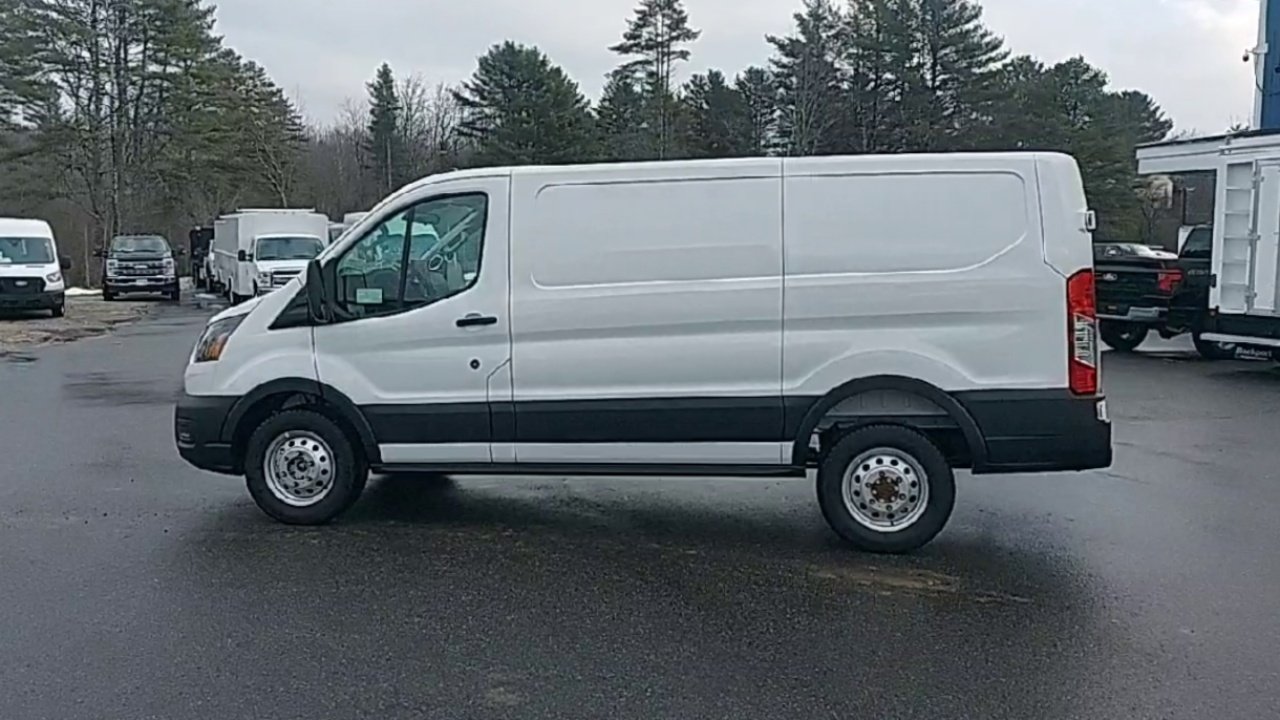 New 2026 Oxford White Ford Cargo Van image 16