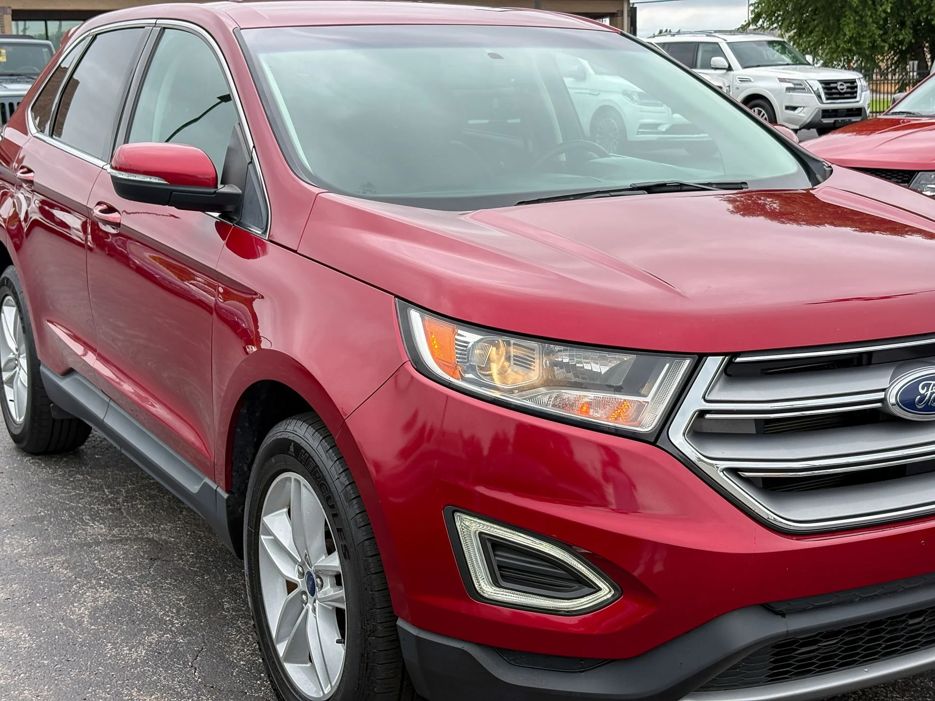 Used 2018 Red Ford SEL image 3