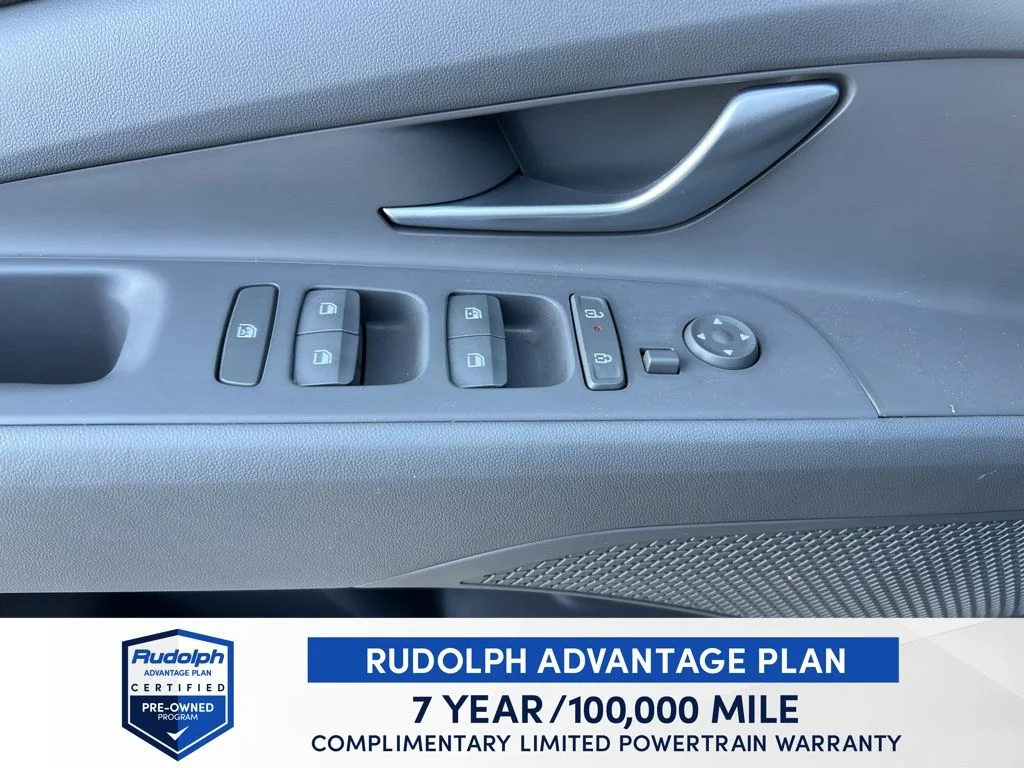Used 2025 Gray Hyundai SEL Sport image 30