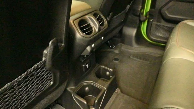Used 2025 Mojito! Clearcoat Jeep Mojave image 11