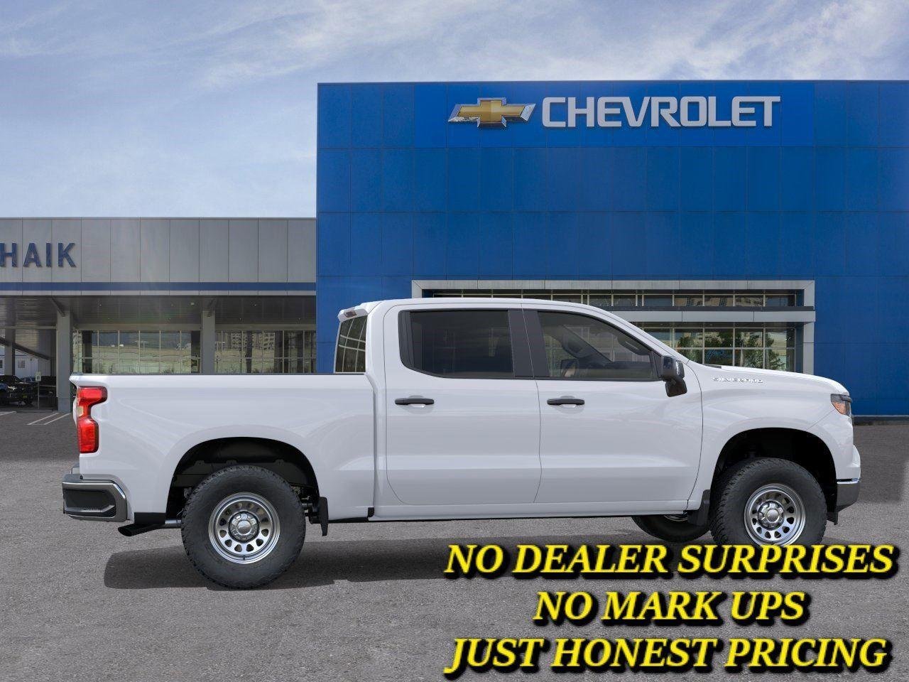 New 2026 Summit White Chevrolet WT image 5