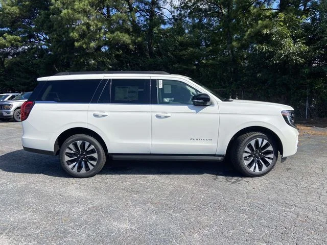 New 2027 White Ford Platinum image 2