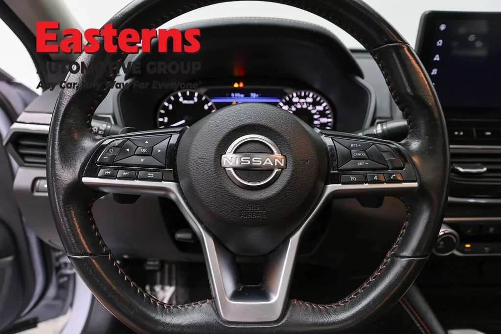 Used 2023 Gray Nissan 2.5 SR image 10
