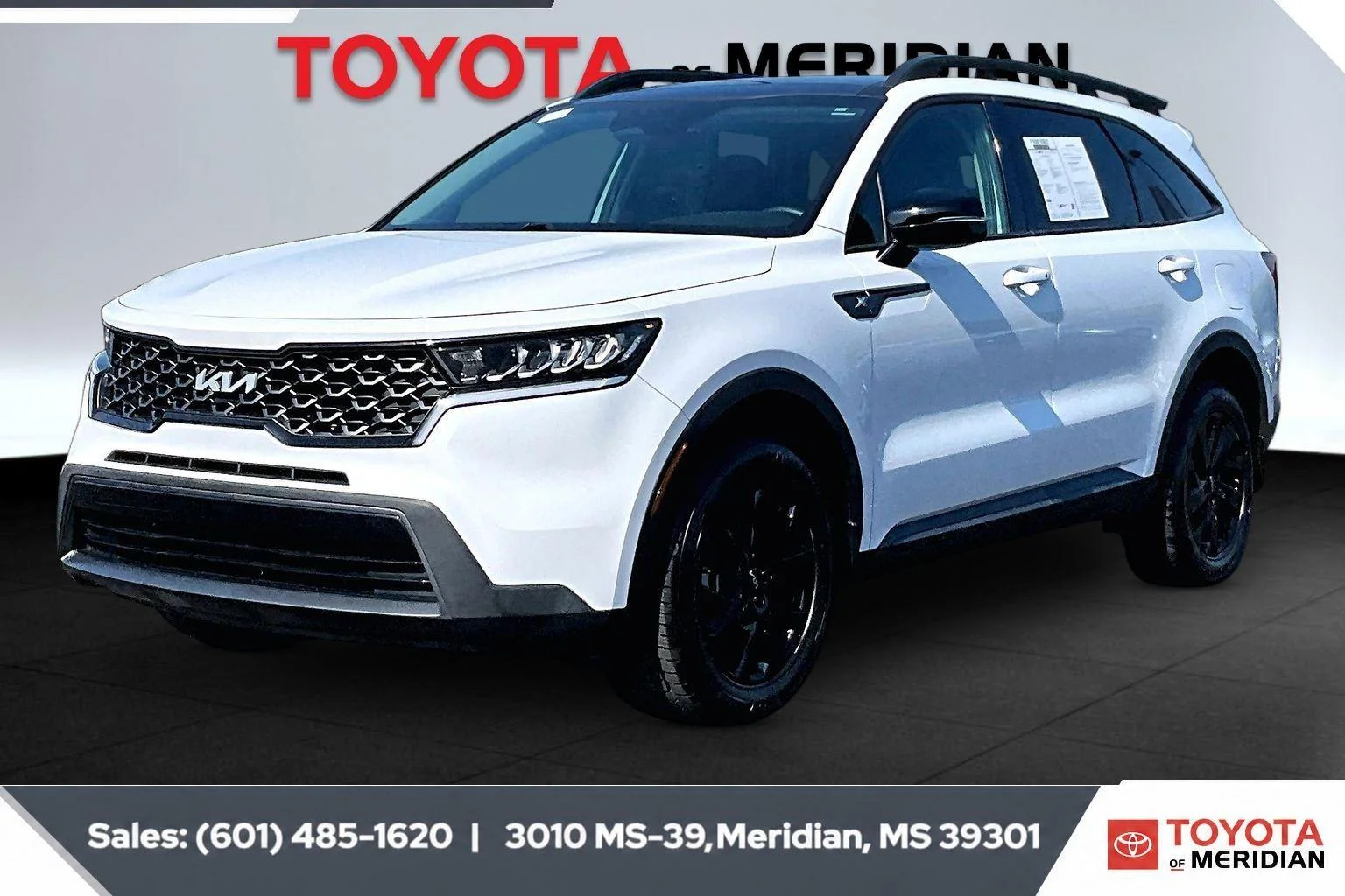 Used 2023 Glacial White Pearl Kia X-Line S image 10