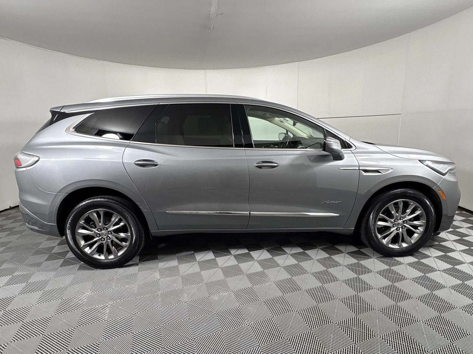 Used 2023 Moonstone Gray Metallic Buick Avenir image 30