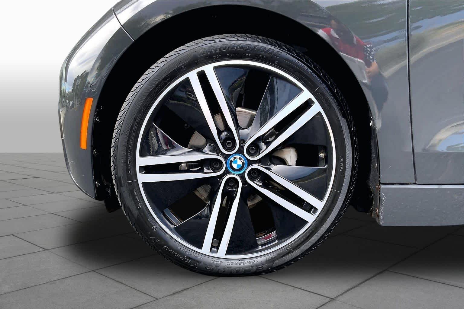 Used 2015 Arravani Gray w/BMW i Frozen Blue Accent BMW  image 10