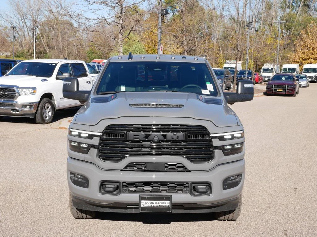 New 2026 Ceramic Gray Clear-Coat Exterior Paint Ram Laramie image 20