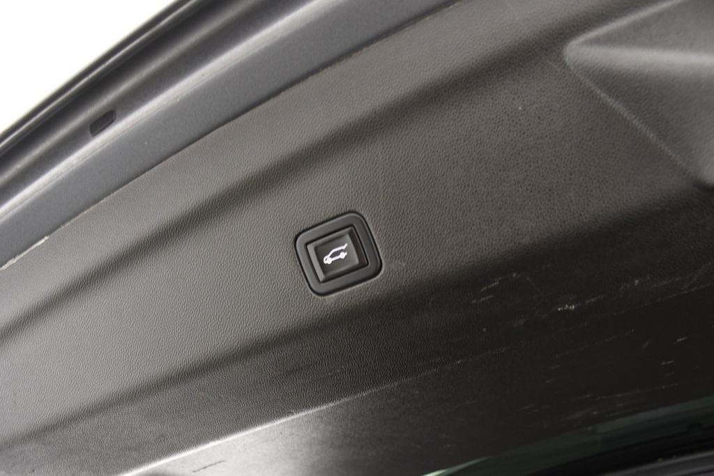 Used 2021 Satin Steel Metallic Cadillac Sport image 25
