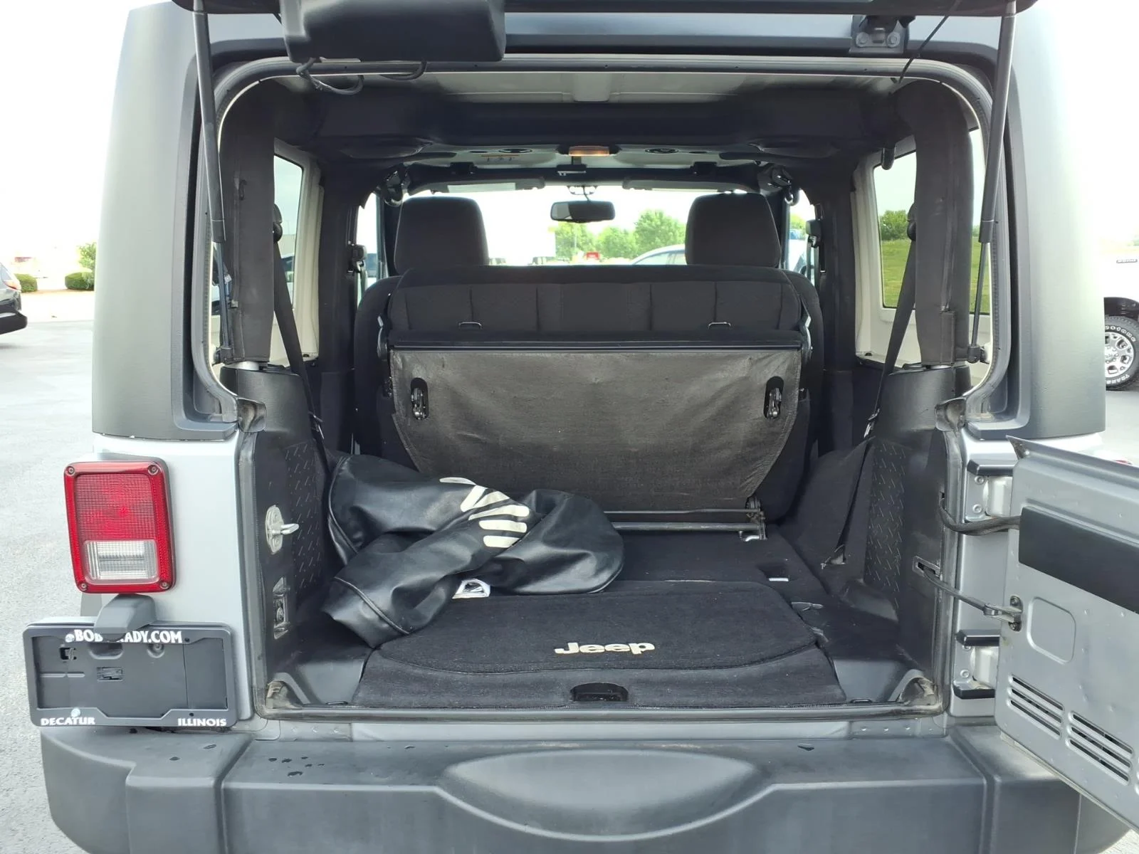 Used 2013 Billet Silver Metallic Clear Coat Jeep Sport image 7