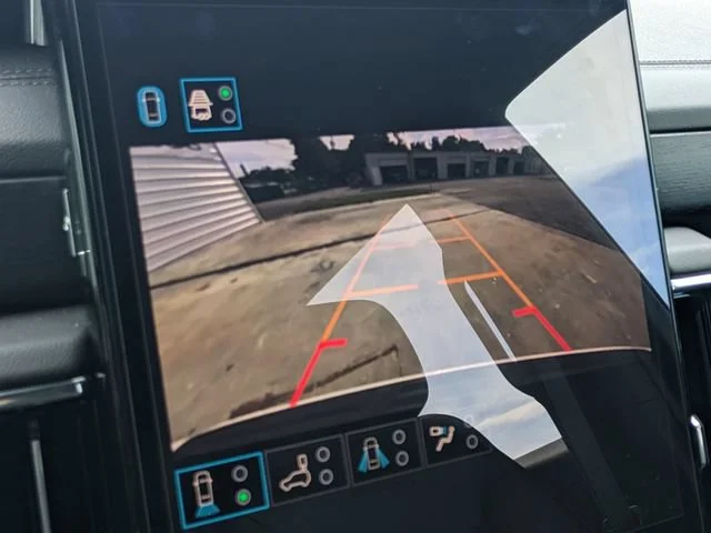 2026 GMC Yukon XL Denali - Photo 31