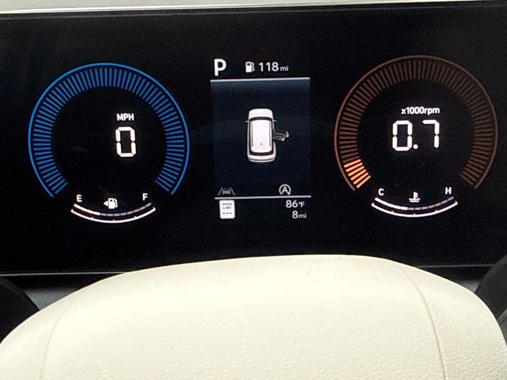 New 2027 Serenity White Hyundai SE image 26