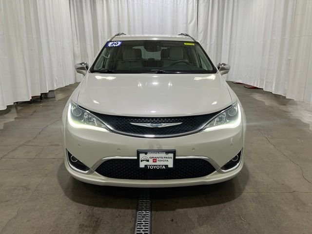 Used 2020 White Chrysler Limited image 9